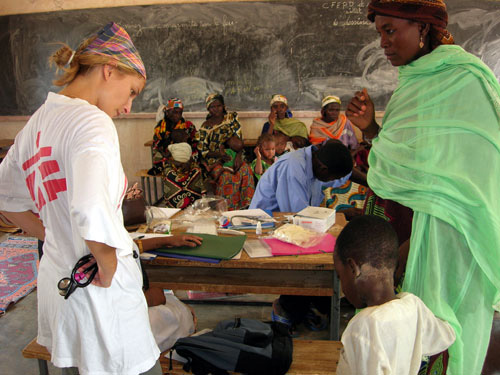 Medici senza frontiere all'opera Medici senza frontiere all'opera